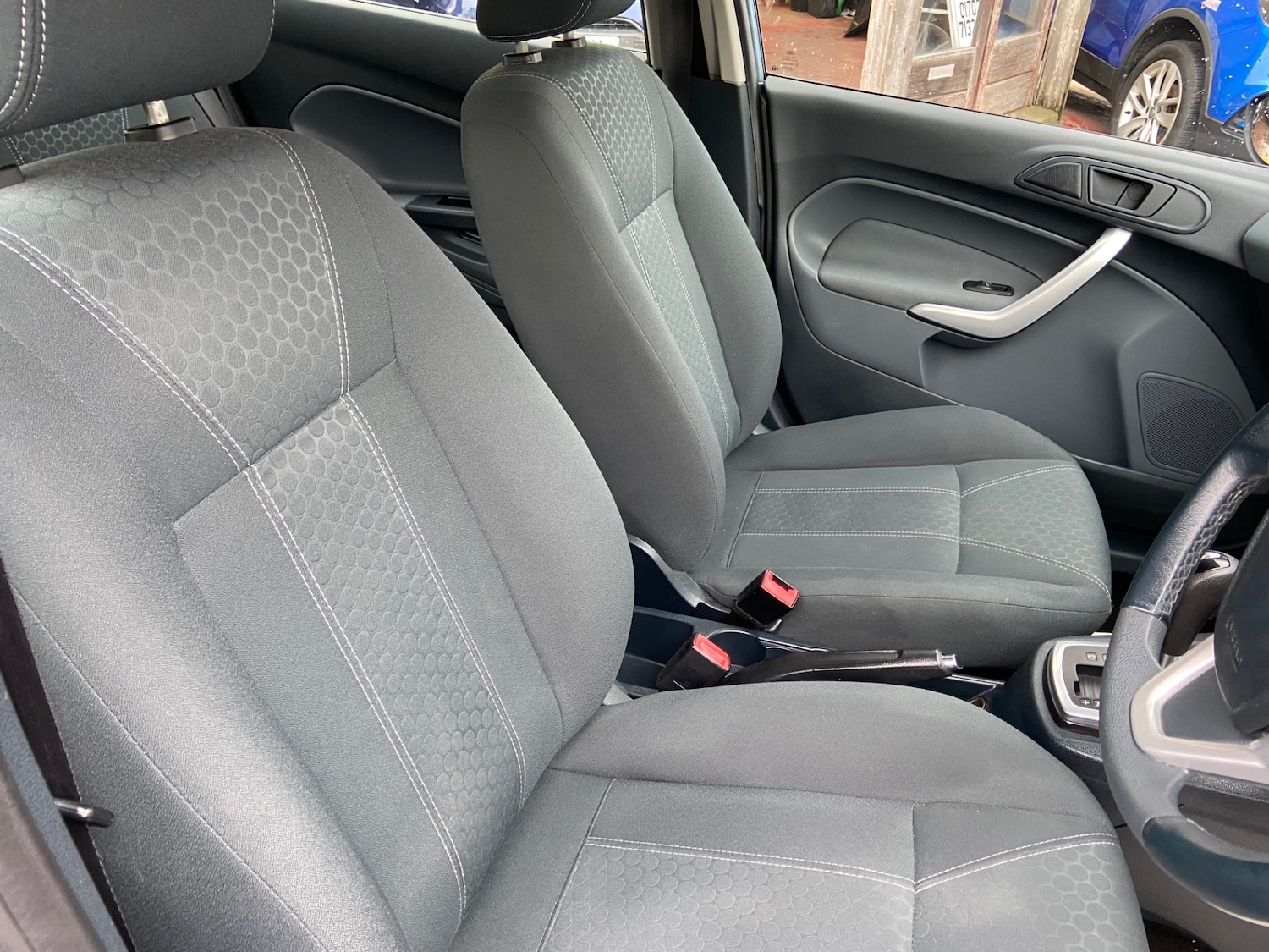 Used Ford Fiesta 2010 for sale - 77618425: Photo 14