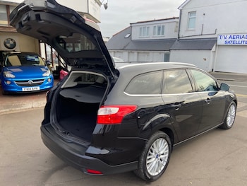 Used Ford Focus 2013 for sale - 78012972: Photo