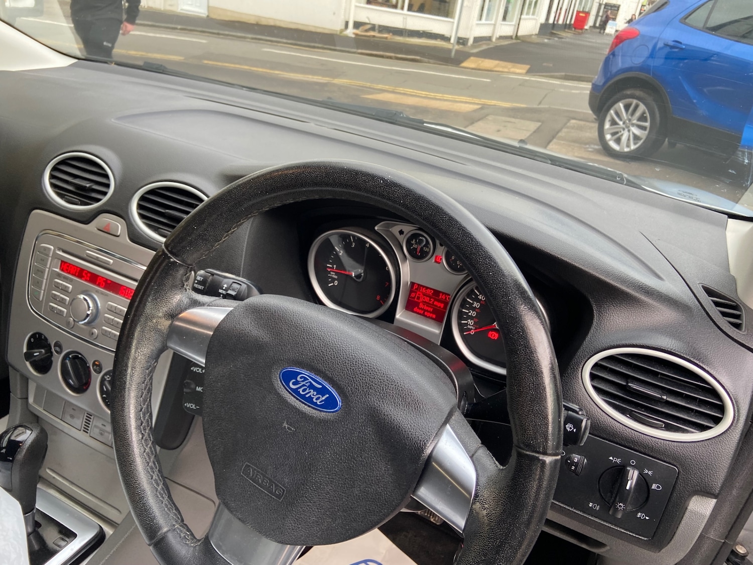 Used Ford Focus 2009 for sale - 77301498: Photo 13