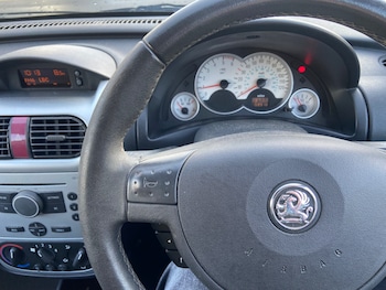 Used Vauxhall Corsa 2006 for sale - 77675291: Photo