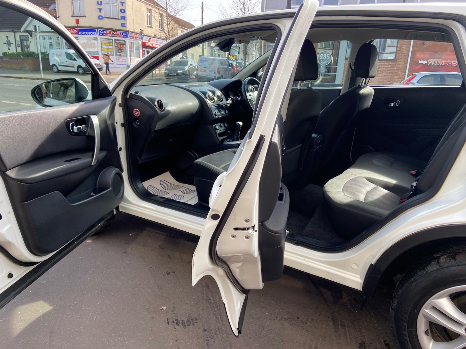 Used Nissan Qashqai 2013 for sale - 77963670: Photo 19