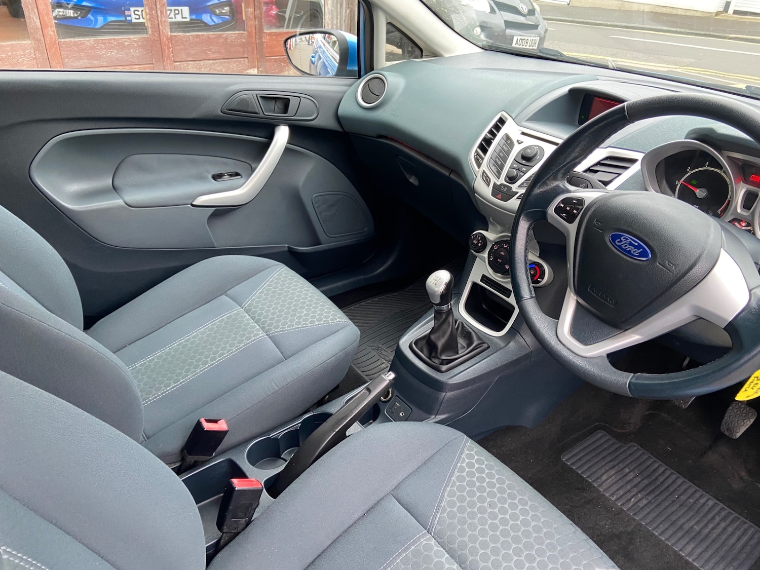 Used Ford Fiesta 2010 for sale - 77844553: Photo 14