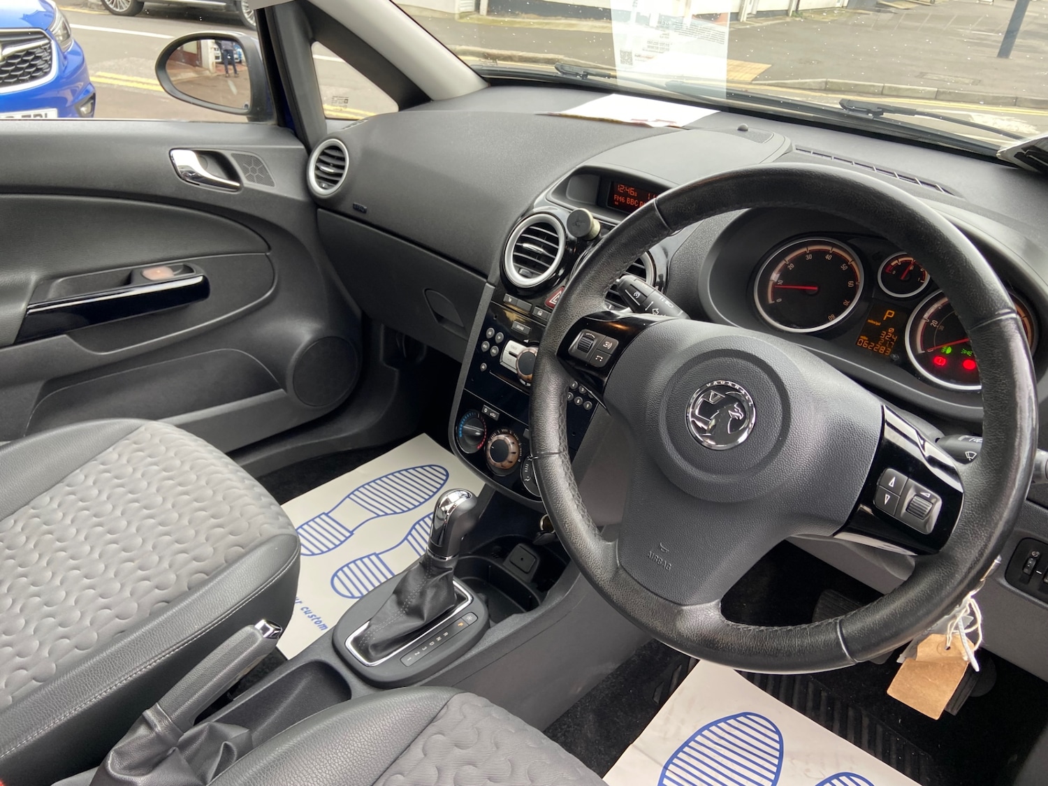 Used Vauxhall Corsa 2013 for sale - 77568232: Photo 6