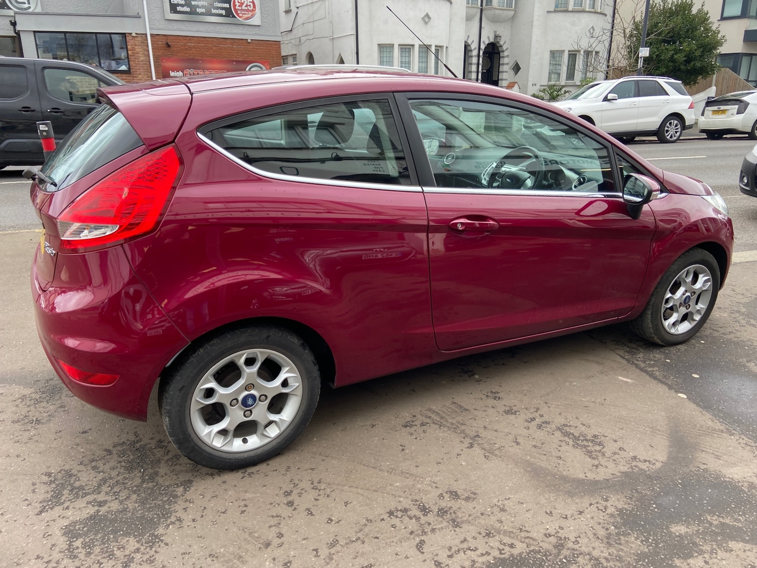 Used Ford Fiesta 2012 for sale - 77701373: Photo 6