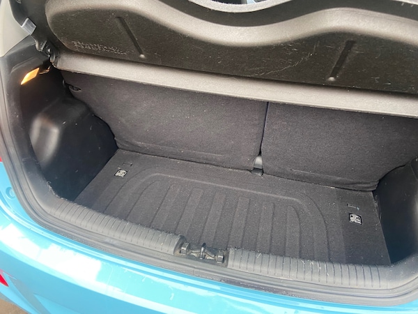 Used Hyundai i10 2014 for sale - 75715611: Photo 6