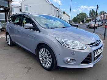 Used Ford Focus 2014 for sale - 79385500: Photo