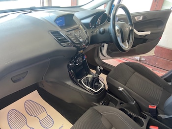 Used Ford Fiesta 2017 for sale - 79167937: Photo