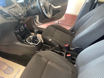 Used Ford Fiesta 2017 for sale - 79167937: Photo