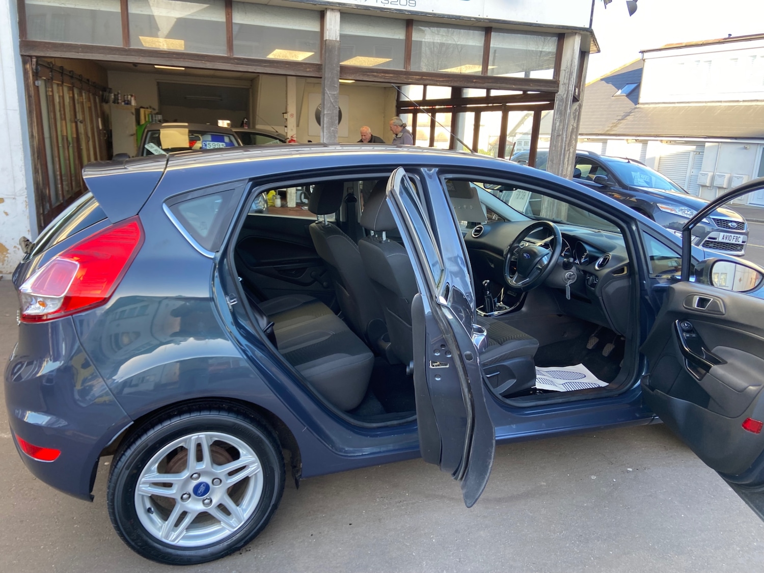 Used Ford Fiesta 2014 for sale - 76986623: Photo 16