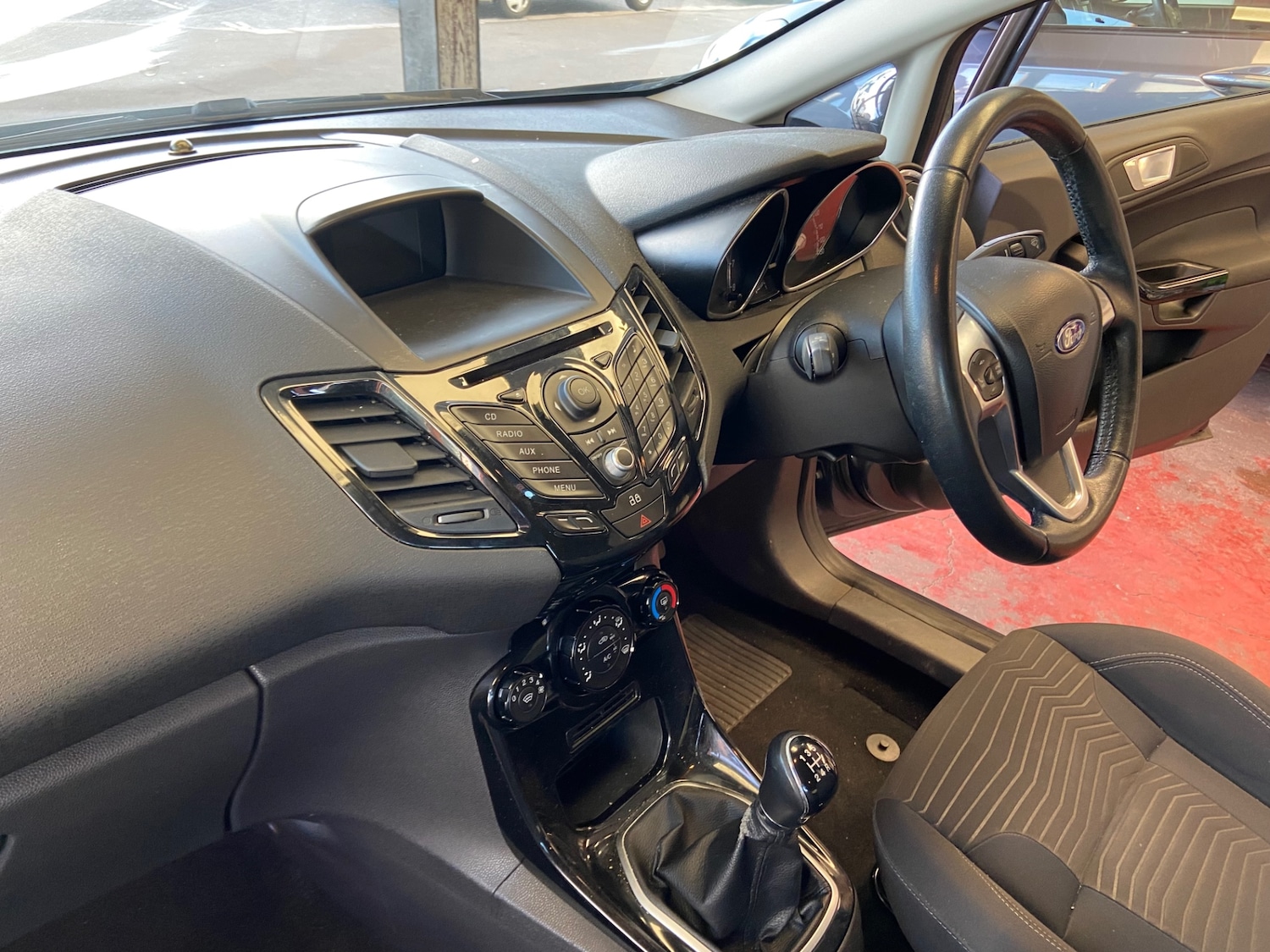 Used Ford Fiesta 2014 for sale - 76986623: Photo 9