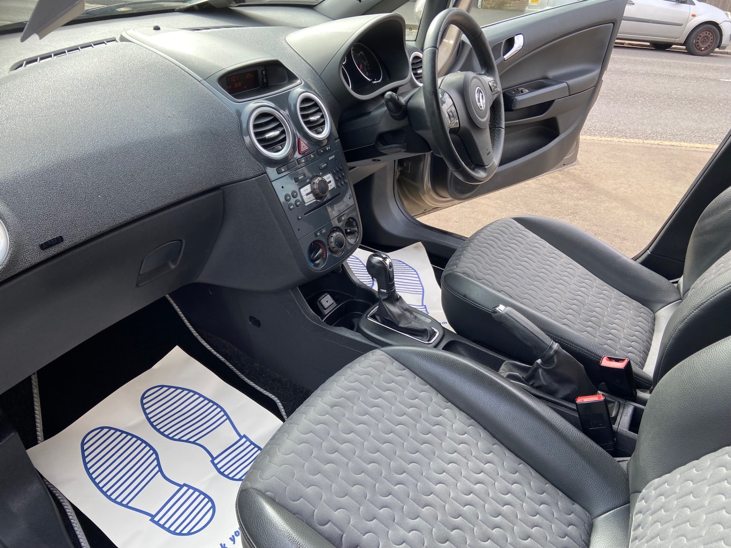 Used Vauxhall Corsa 2011 for sale - 77963213: Photo 16