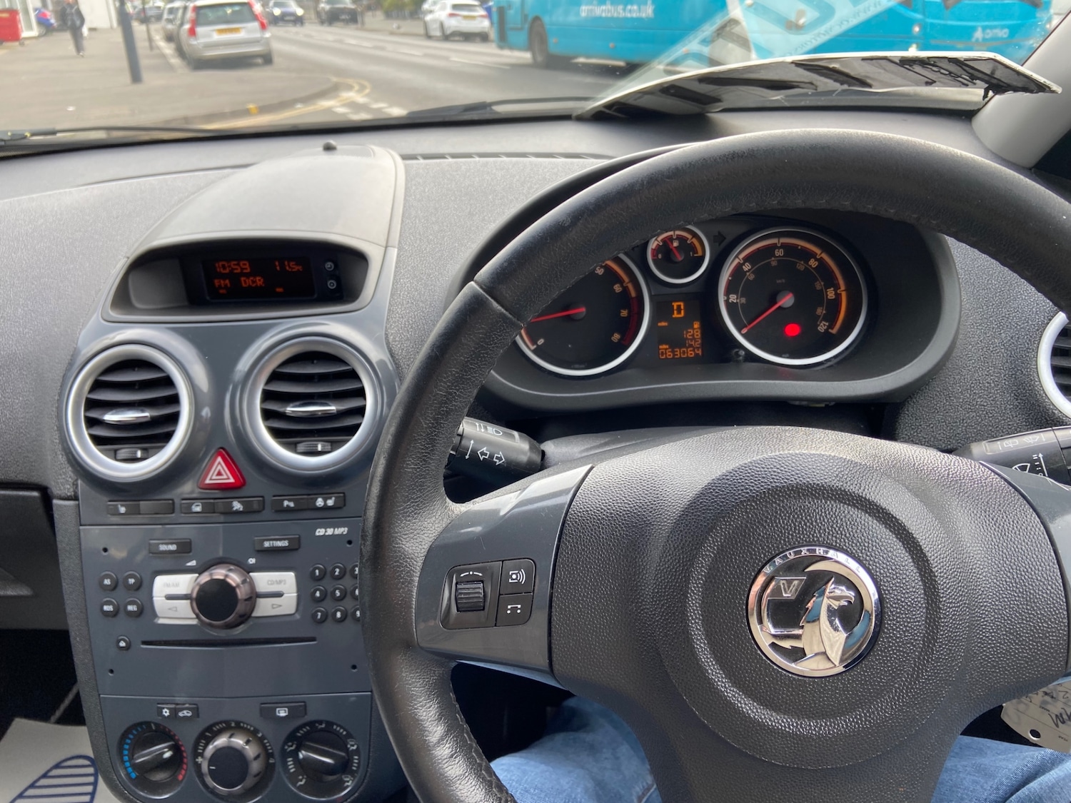 Used Vauxhall Corsa 2011 for sale - 77963213: Photo 5