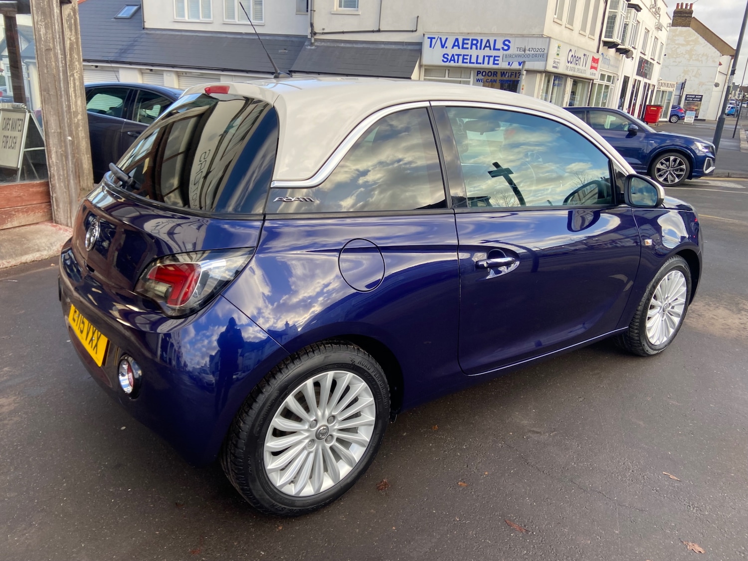 Used Vauxhall ADAM 2015 for sale - 77140434: Photo 3