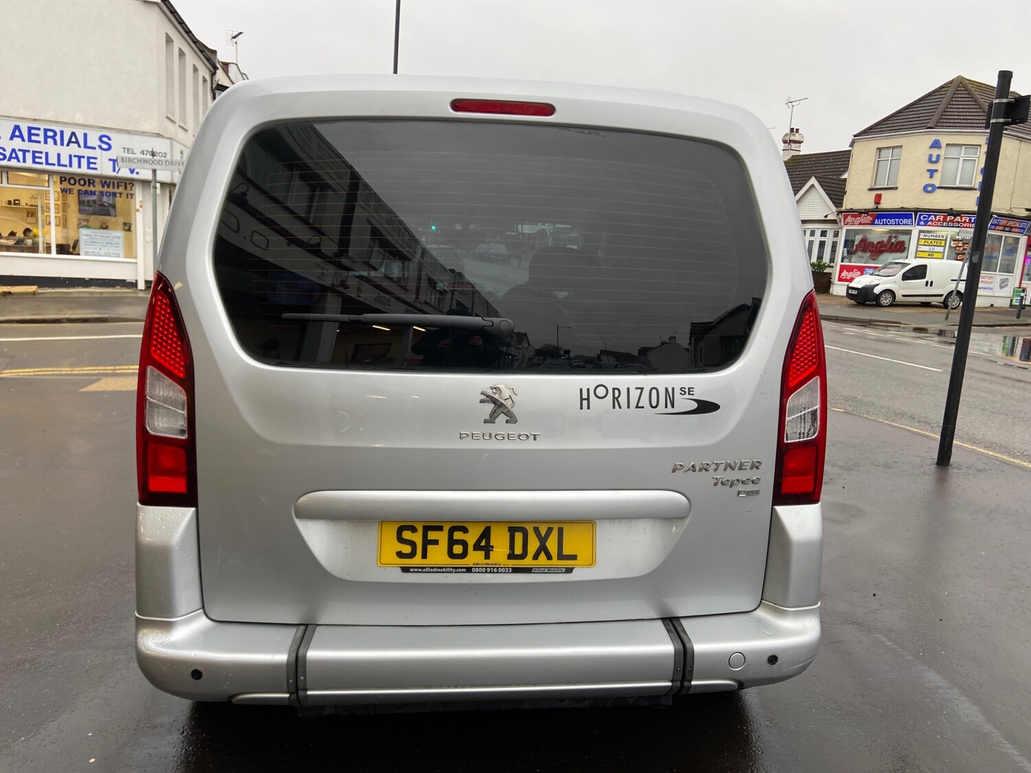 Used Peugeot Partner Tepee 2014 for sale - 77337863: Photo 12