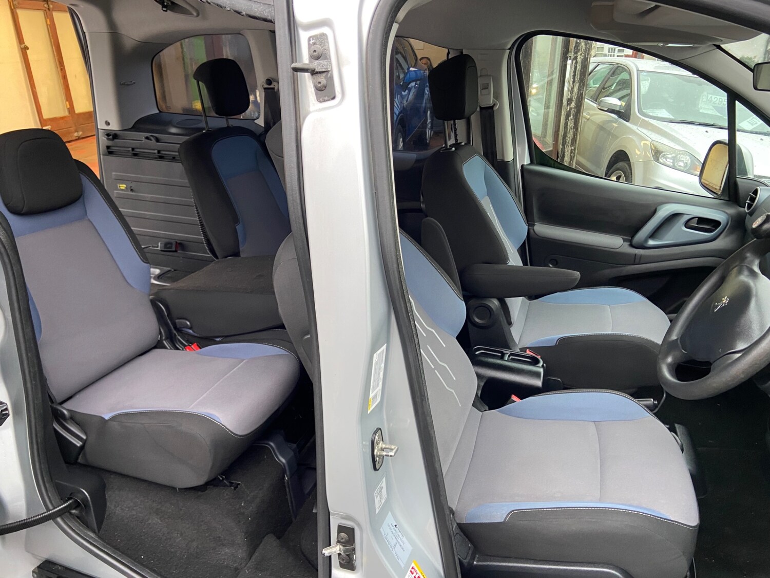 Used Peugeot Partner Tepee 2014 for sale - 77337863: Photo 20