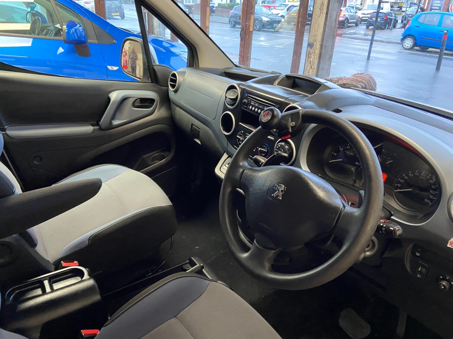 Used Peugeot Partner Tepee 2014 for sale - 77337863: Photo 28