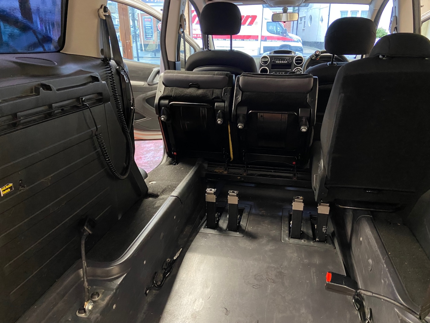 Used Peugeot Partner Tepee 2014 for sale - 77337863: Photo 5