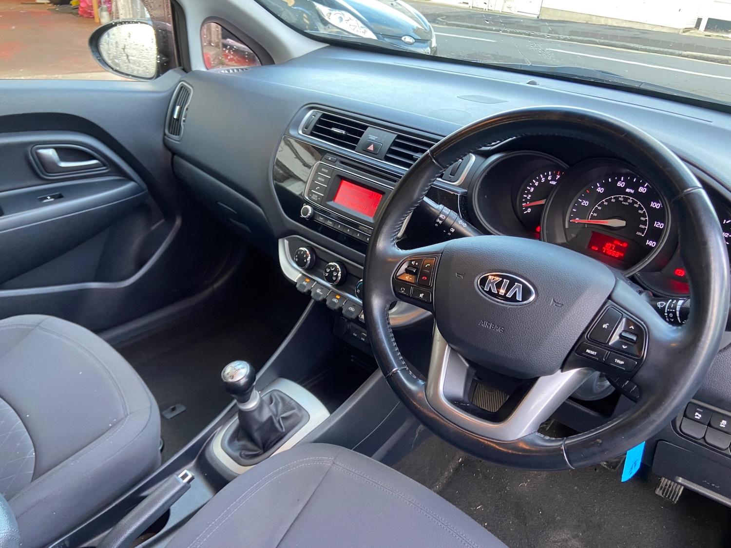 Used Kia Rio 2015 for sale - 76778329: Photo 8