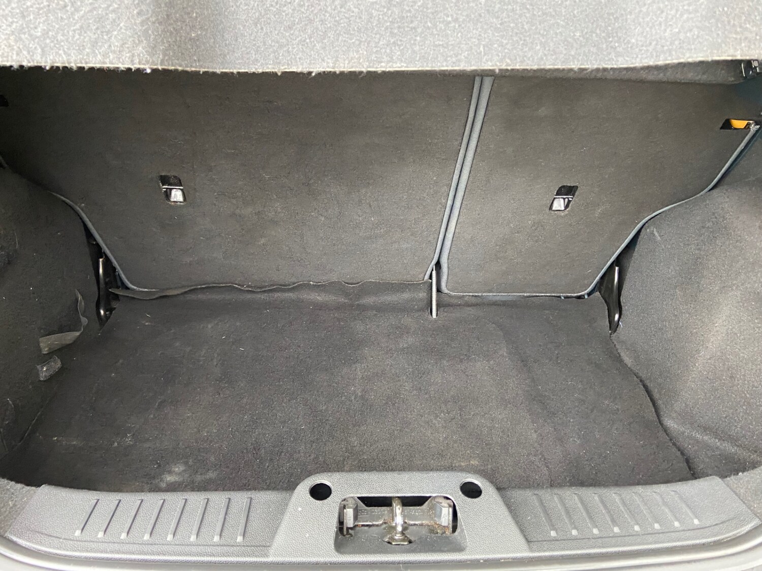 Used Ford Fiesta 2011 for sale - 77681330: Photo 11