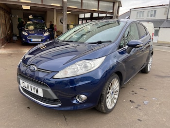 Used Ford Fiesta 2011 for sale - 77681330: Photo