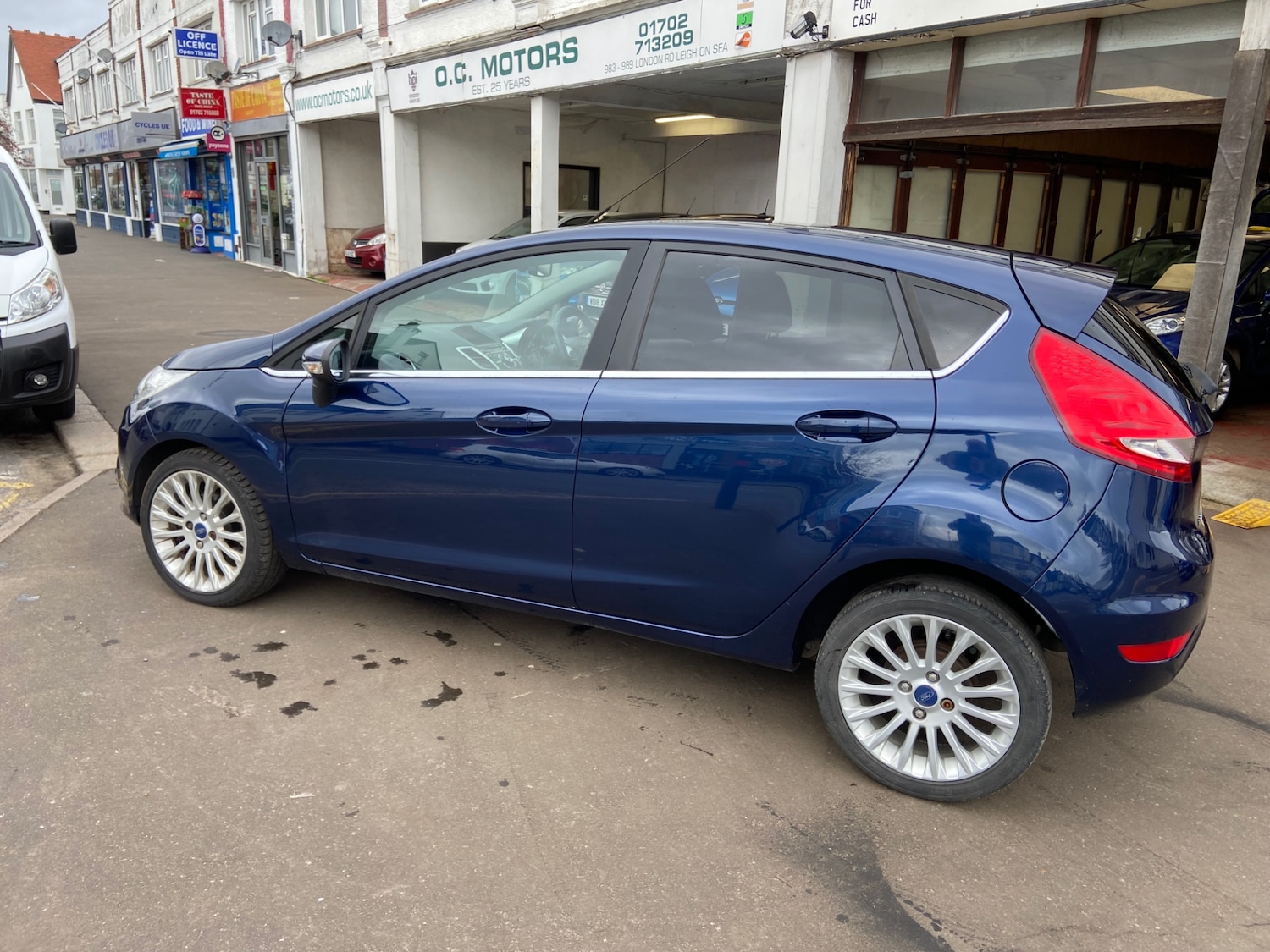 Used Ford Fiesta 2011 for sale - 77681330: Photo 3