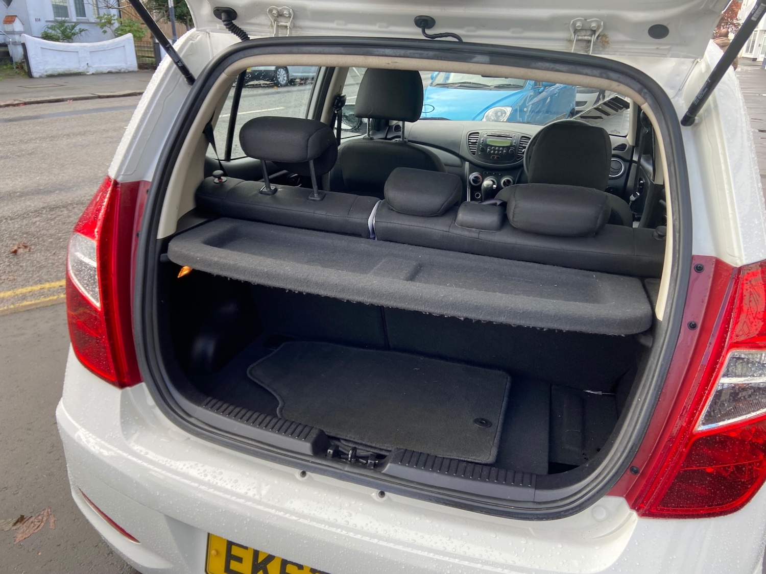 Used Hyundai i10 2013 for sale - 76651128: Photo 17