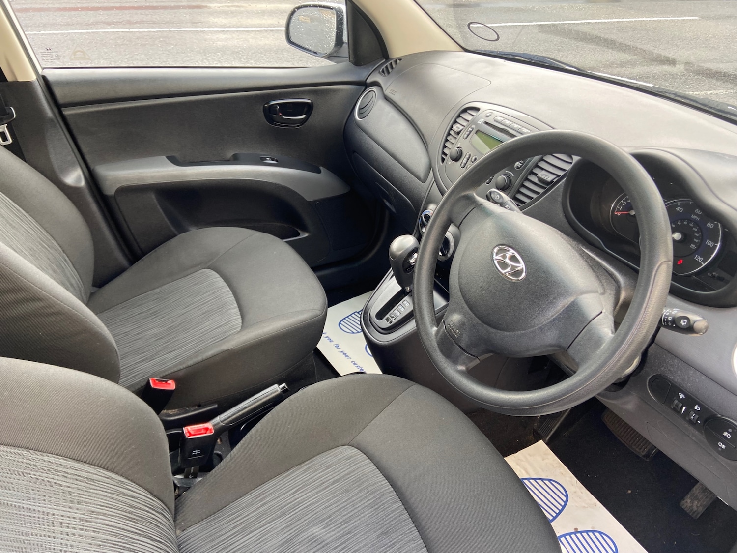 Used Hyundai i10 2013 for sale - 76651128: Photo 18