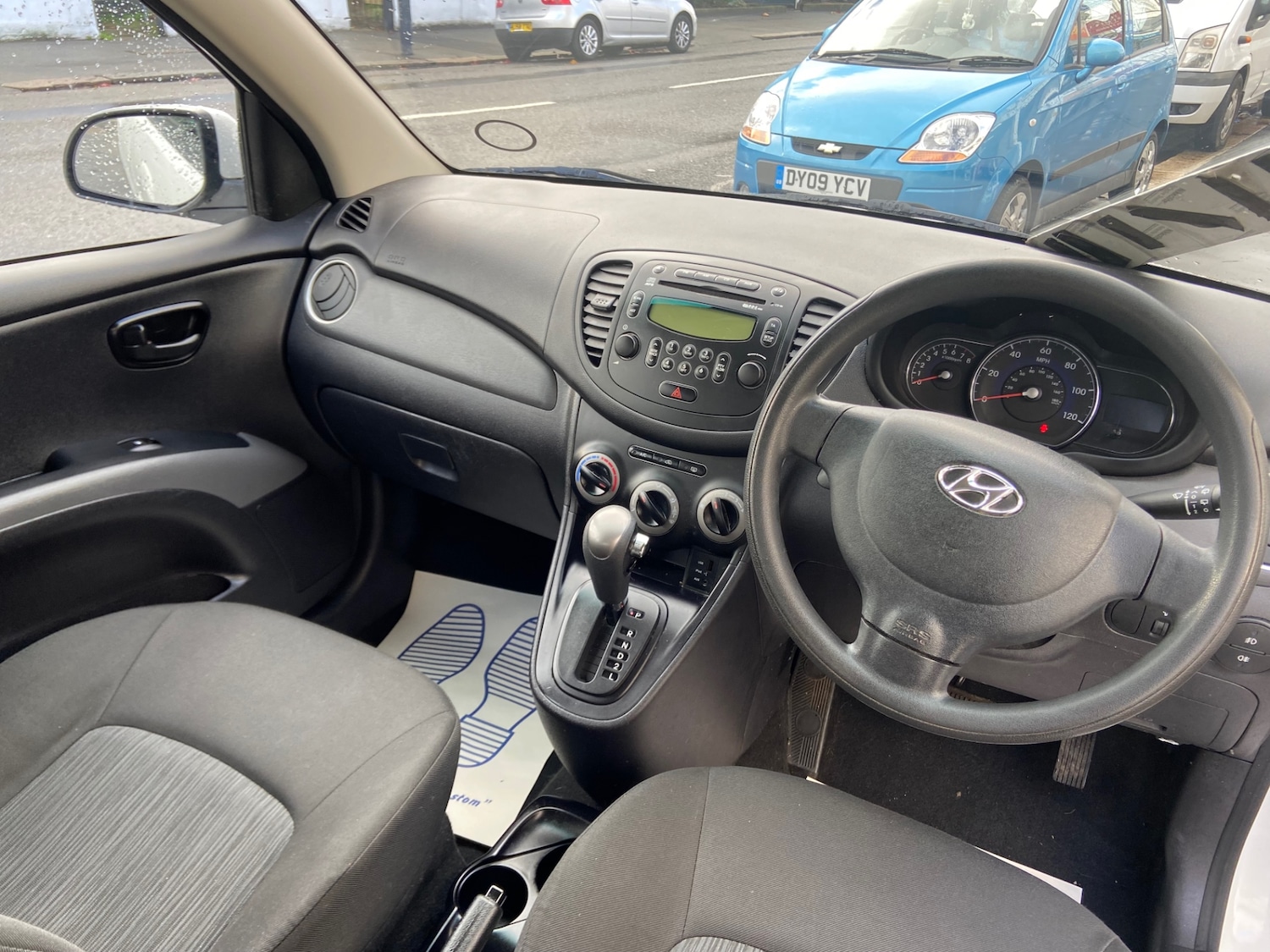 Used Hyundai i10 2013 for sale - 76651128: Photo 7
