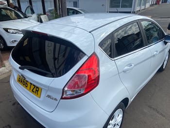 Used Ford Fiesta 2017 for sale - 79852612: Photo