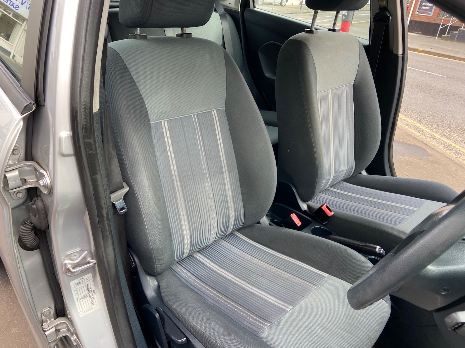 Used Ford Fiesta 2009 for sale - 77877359: Photo 12