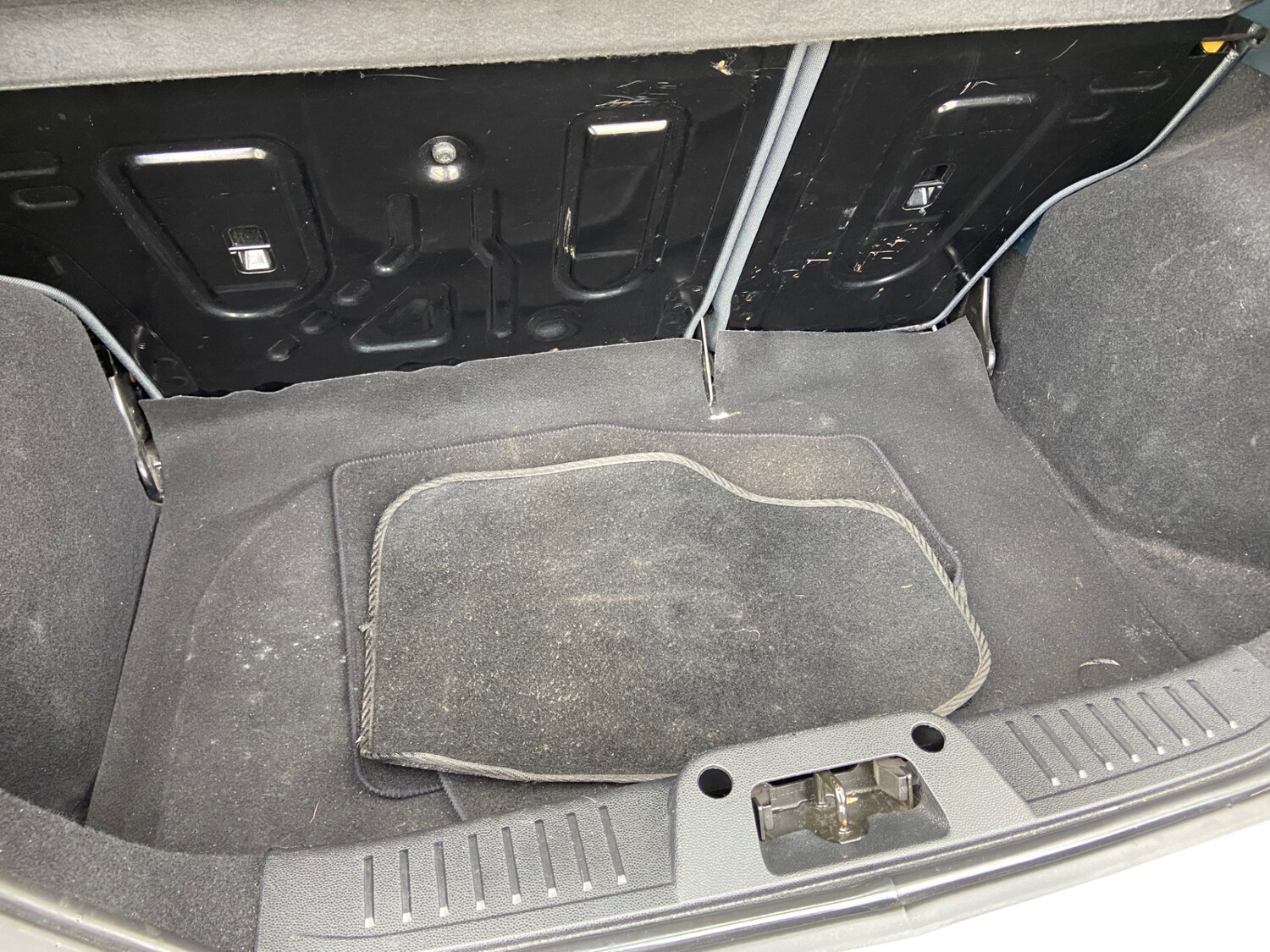 Used Ford Fiesta 2009 for sale - 77877359: Photo 19