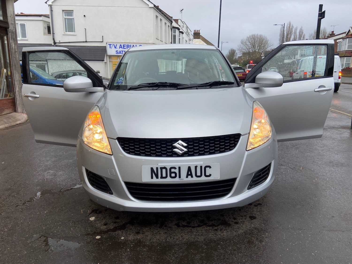 Used Suzuki Swift 2012 for sale - 77522168: Photo 21