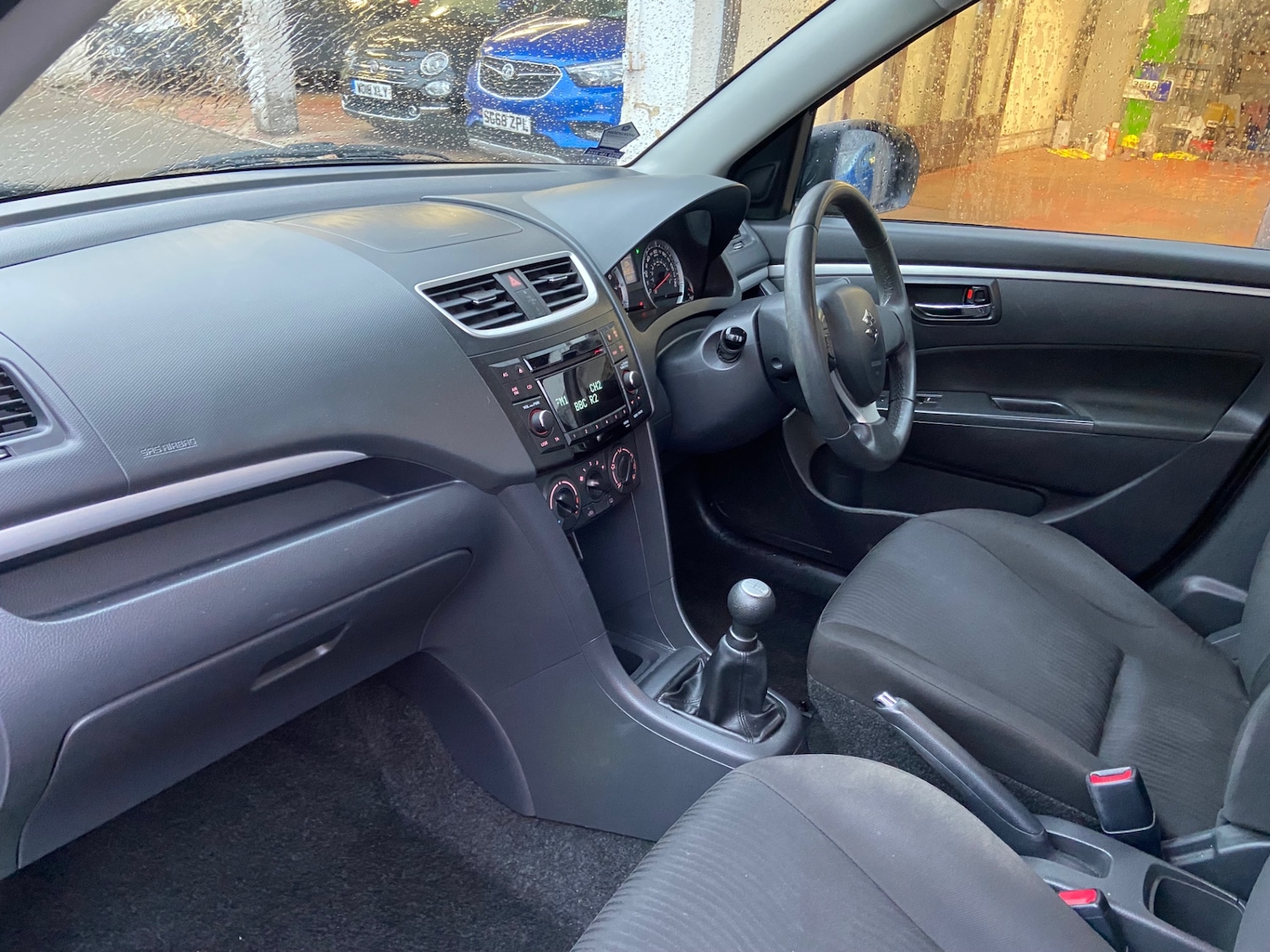 Used Suzuki Swift 2012 for sale - 77522168: Photo 8