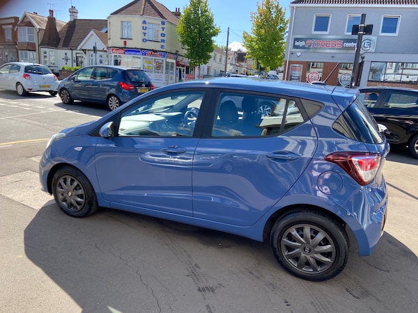 Used Hyundai i10 2017 for sale - 75823030: Photo 14