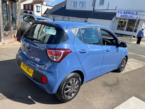 Used Hyundai i10 2017 for sale - 75823030: Photo 17