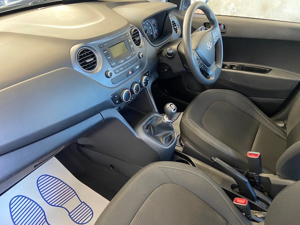 Used Hyundai i10 2017 for sale - 75823030: Photo 3