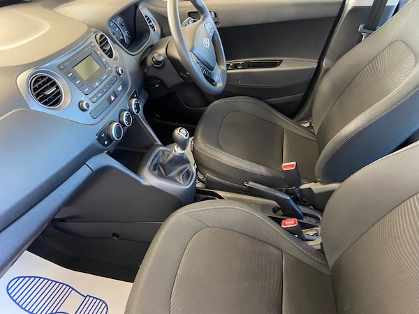 Used Hyundai i10 2017 for sale - 75823030: Photo 5