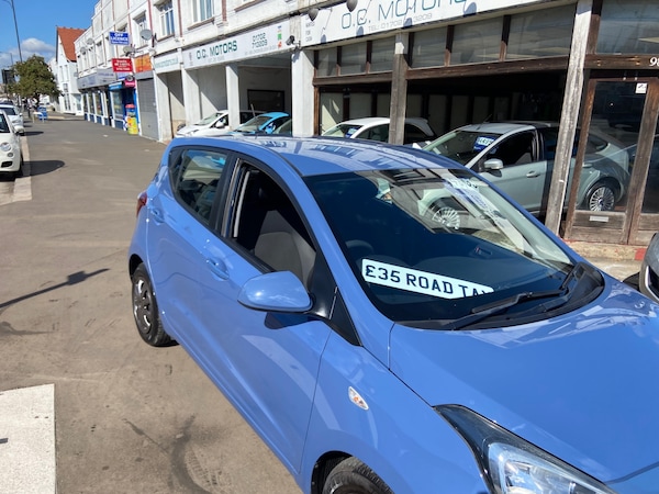 Used Hyundai i10 2017 for sale - 75823030: Photo 8
