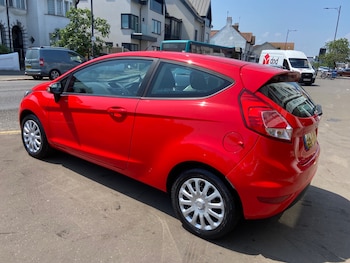 Used Ford Fiesta 2014 for sale - 78951195: Photo