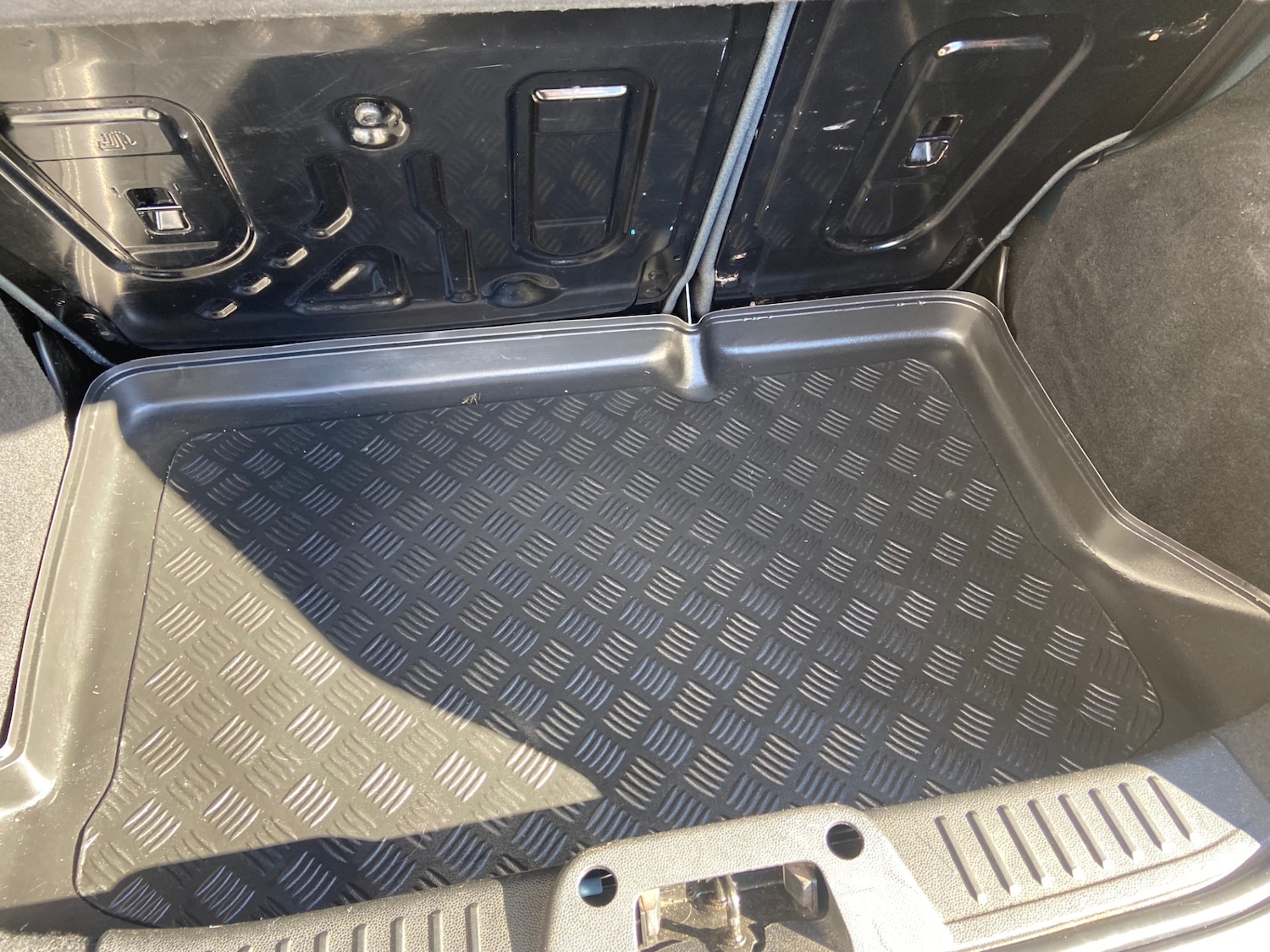 Used Ford Fiesta 2009 for sale - 77932689: Photo 16