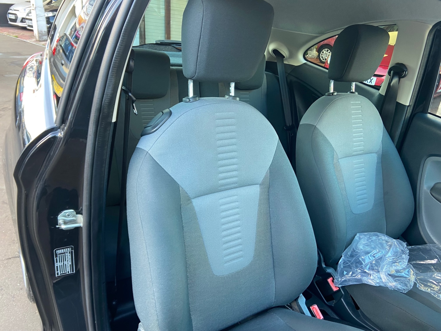 Used Ford Ka 2014 for sale - 76737901: Photo 21