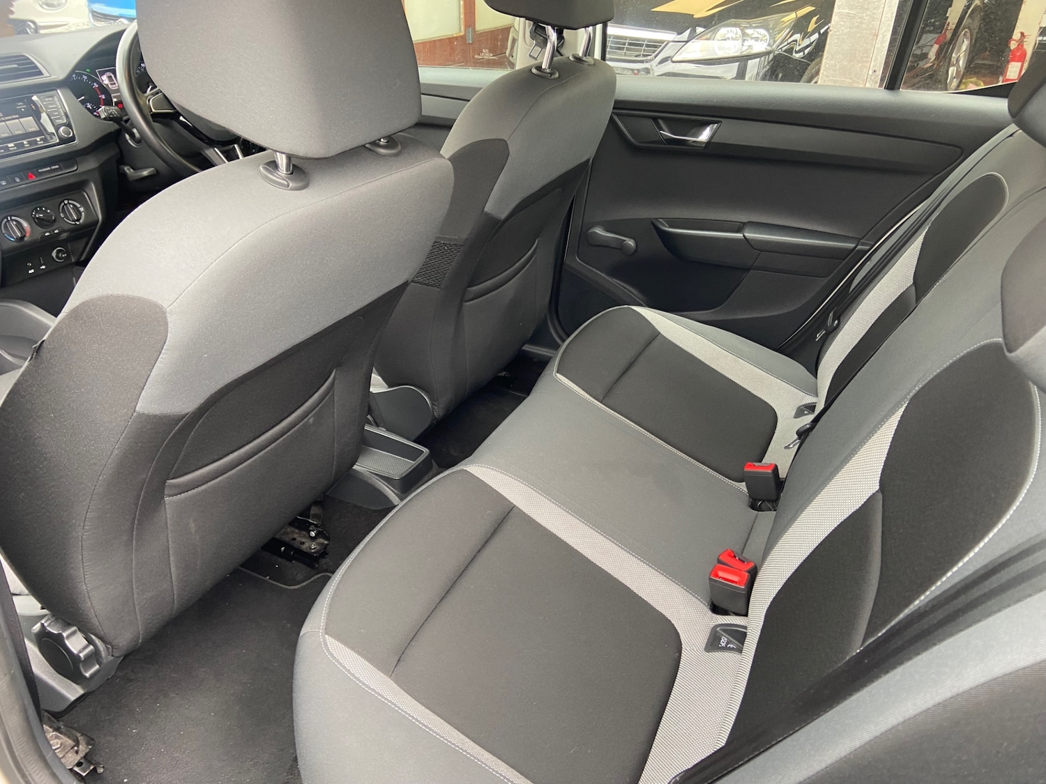 Used Skoda Fabia 2015 for sale - 78132667: Photo 9