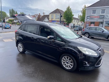 Used Ford Grand C-Max 2011 for sale - 76069216: Photo 2