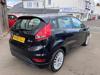 Used Ford Fiesta 2010 for sale - 78804680: Photo