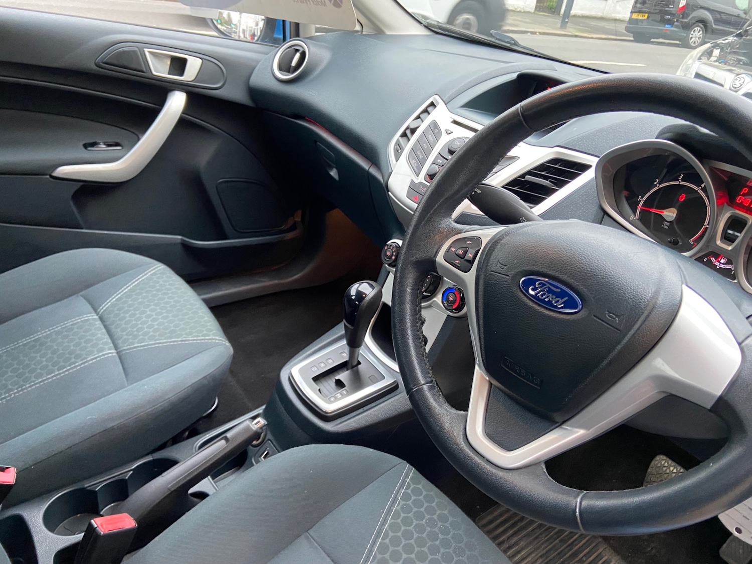 Used Ford Fiesta 2011 for sale - 77034459: Photo 17