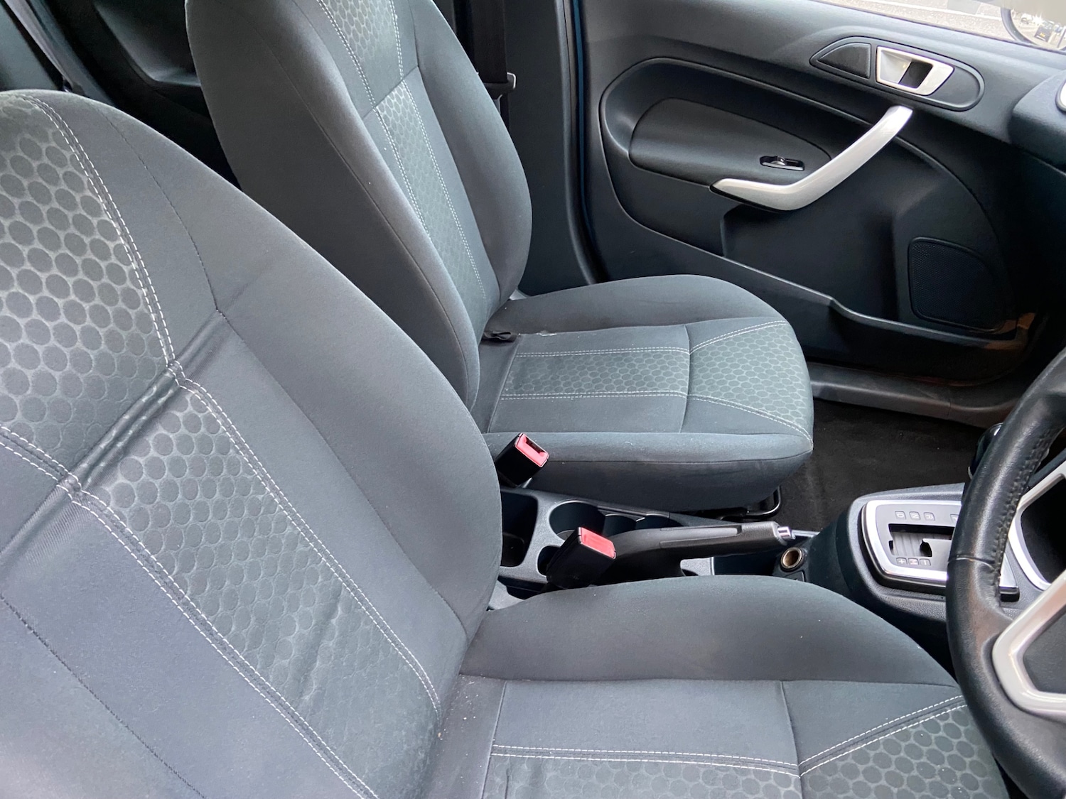 Used Ford Fiesta 2011 for sale - 77034459: Photo 18