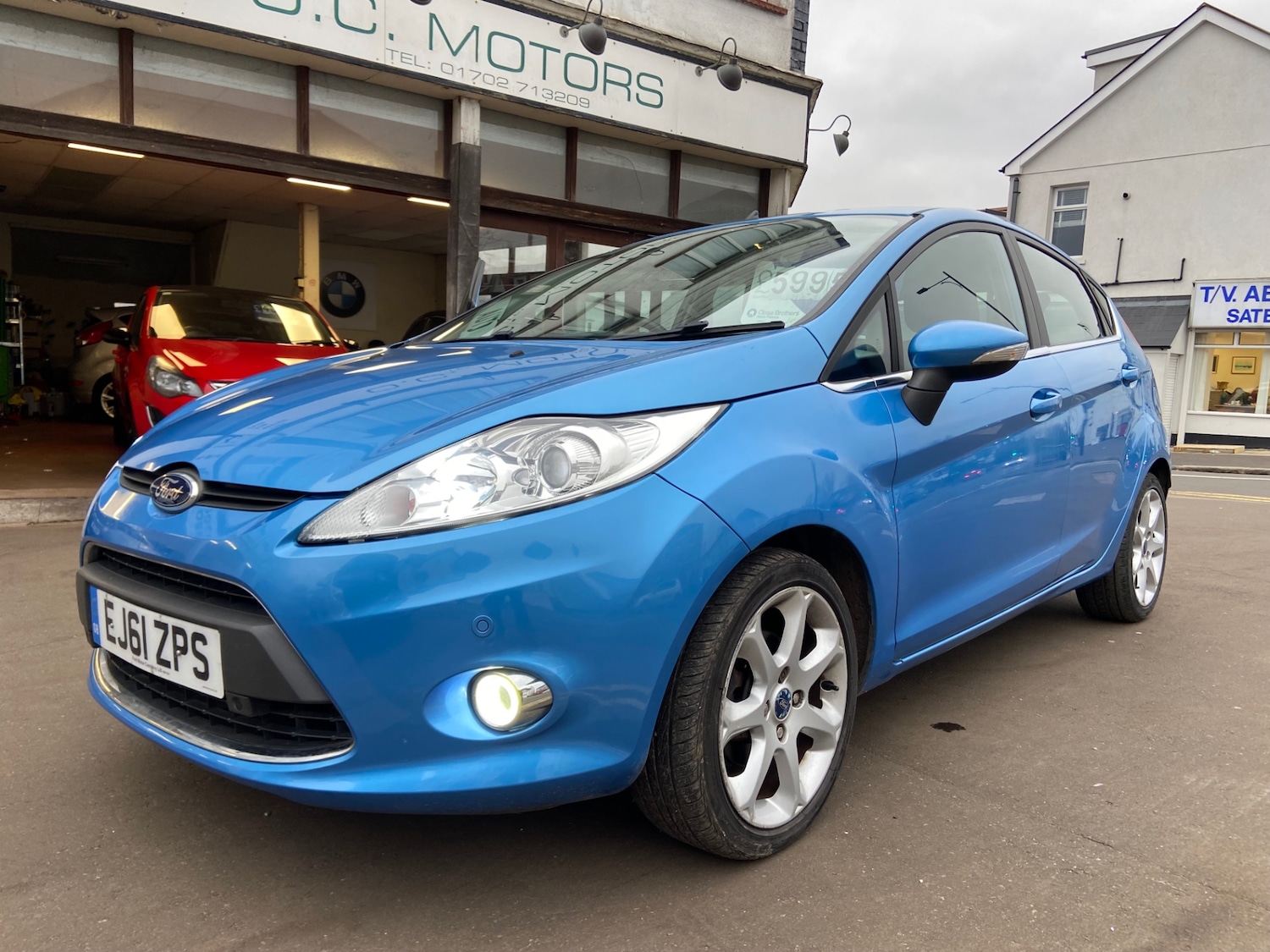 Used Ford Fiesta 2011 for sale - 77034459: Photo 2