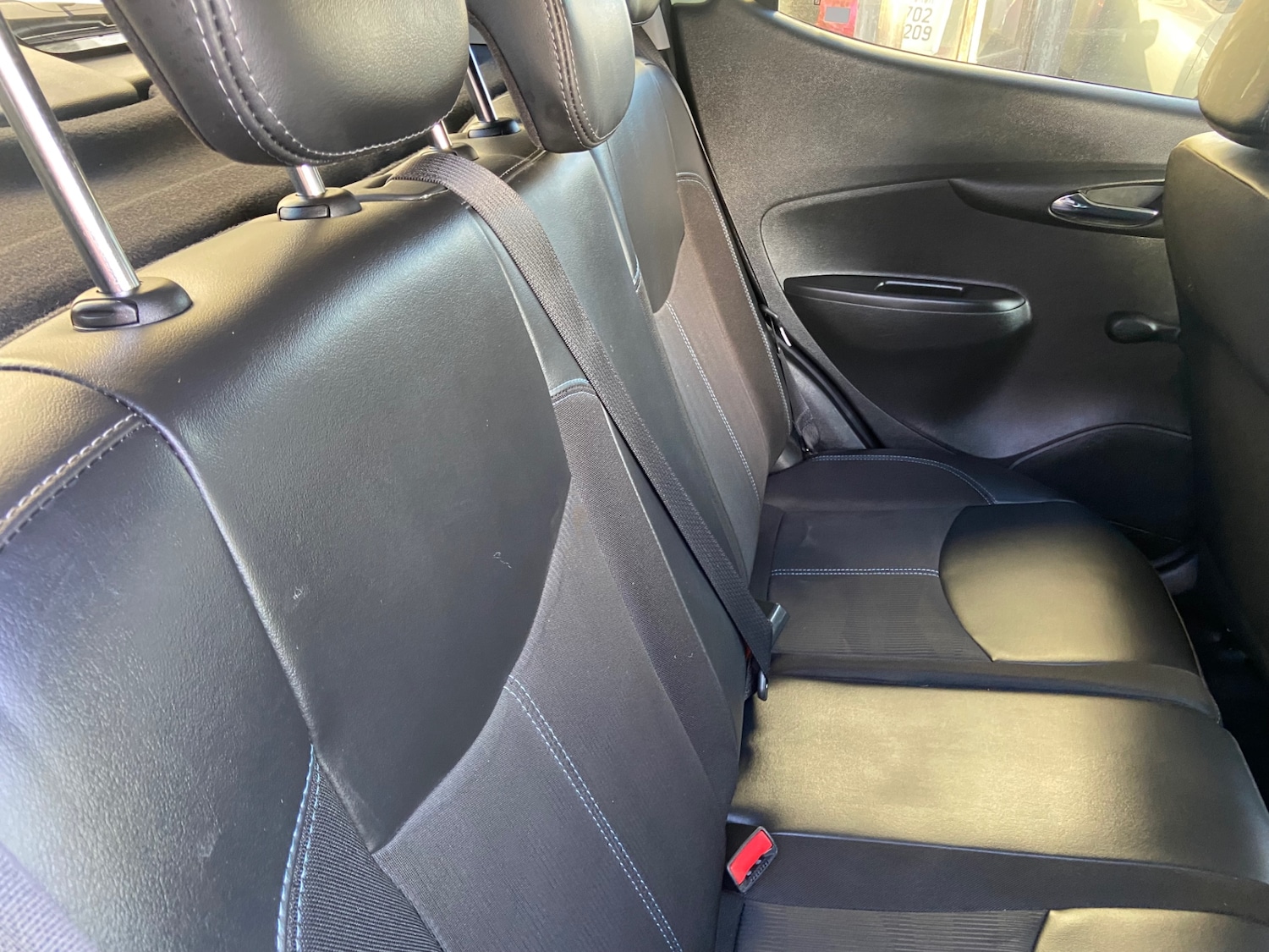 Used Vauxhall Viva 2017 for sale - 76692845: Photo 21