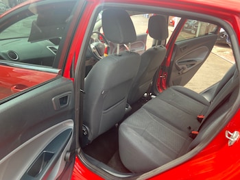 Used Ford Fiesta 2011 for sale - 79073971: Photo