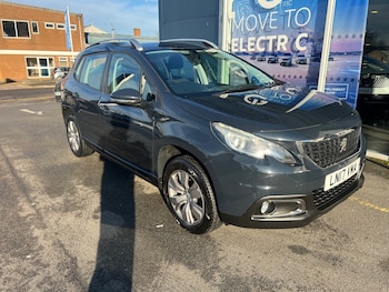 Used Peugeot 2008 2017 for sale - 77178195: Photo